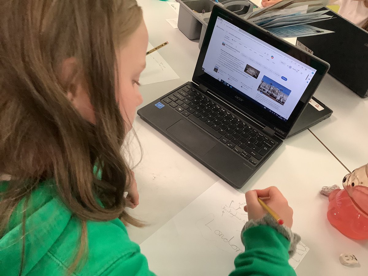 westheathprim's tweet photo. In #WHPSEnglish we started to research London ready for our leaflet writing over the next few weeks. We learnt some really interesting facts about the capitail city that we can include in our different sections. #WHPSClass9 https://t.co/uxouasSepN