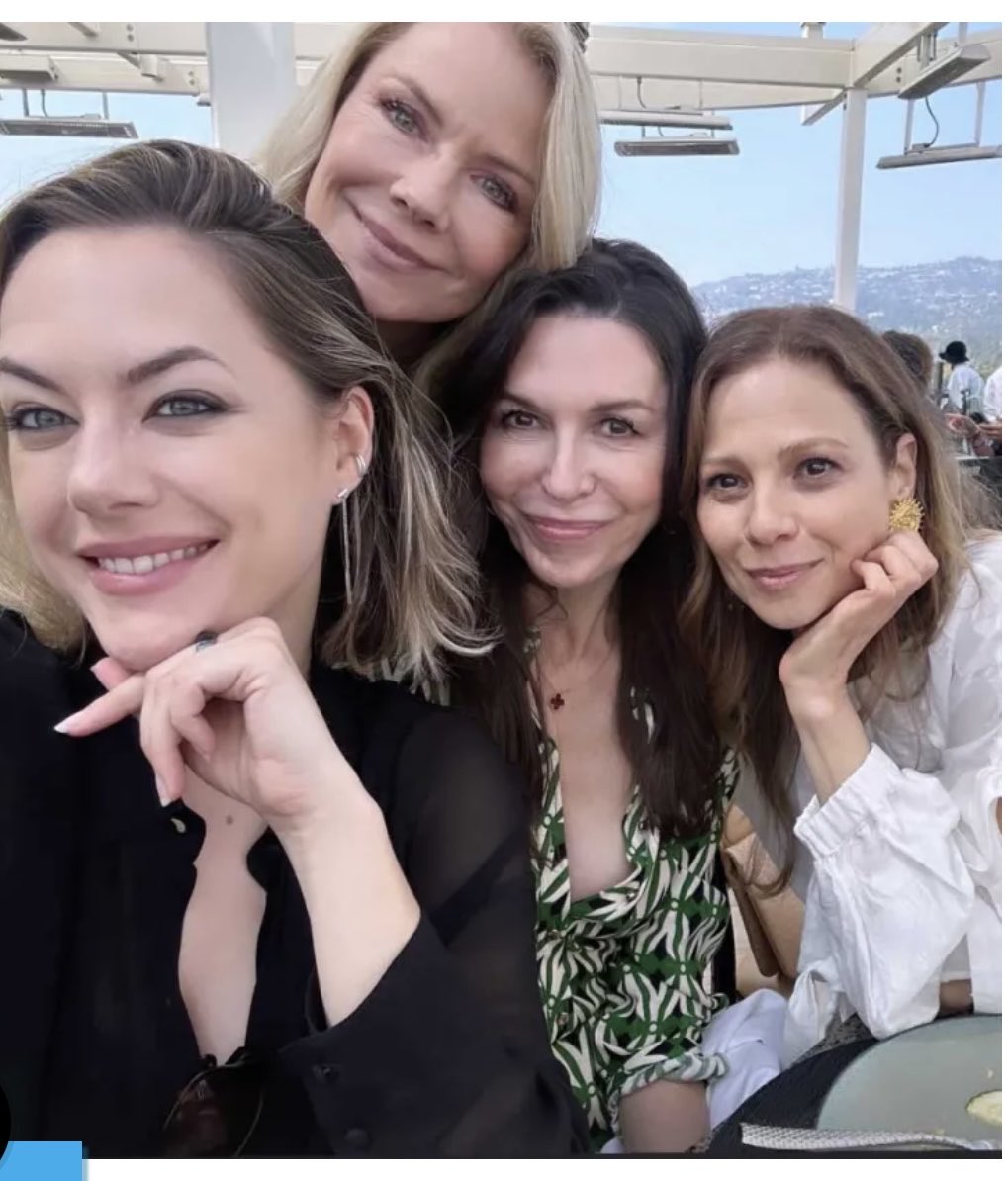 STEELK1969's tweet photo. #SoapDigest #LadiesWhoLunch2024Emmys
They’re all cute‼️
Beloved Queen Finola looks positively ROCKSTAR ready‼️👑🤩🔥🔥#Finfan #FinolaHughes #Fin39 #DaytimeEmmys #GH https://t.co/SZudubog8O