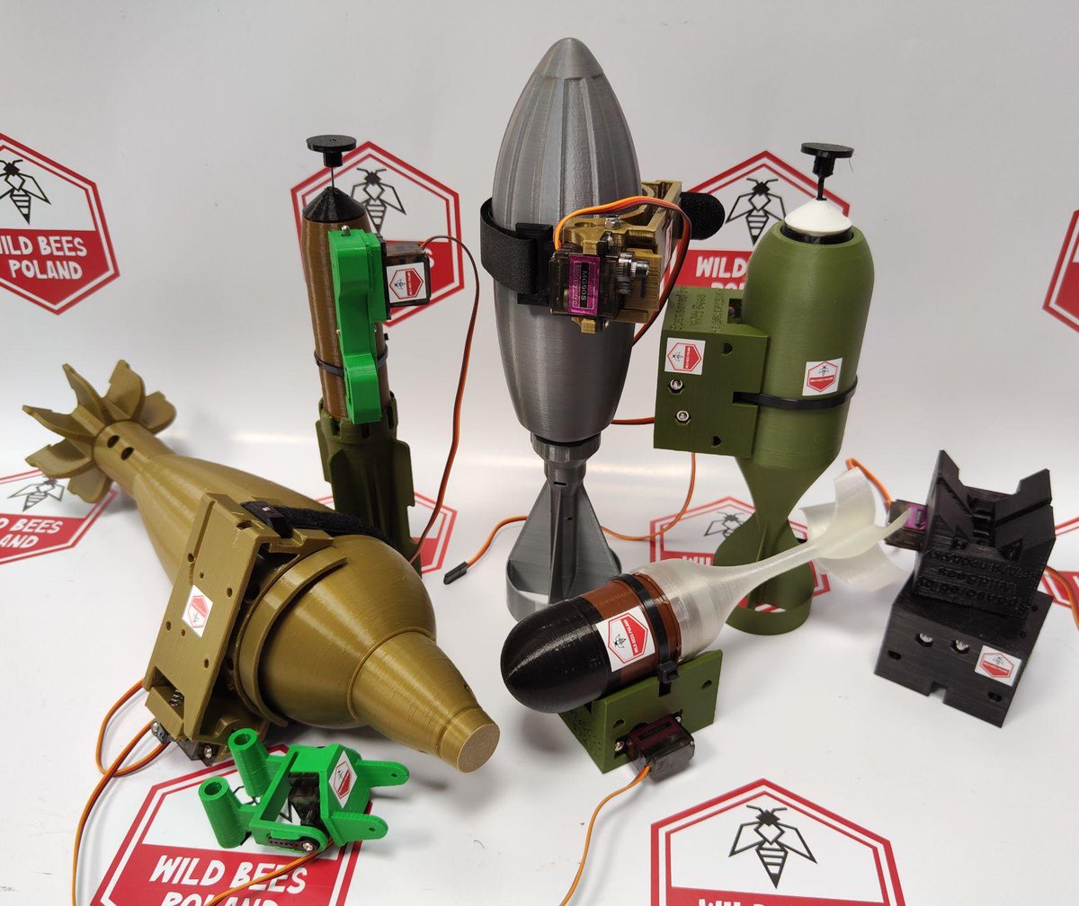 emsi_eman's tweet photo. Finally #WildBees 🐝 can print and provide fully operational drop systems for FPVs 🦾🔥
There is waiting line for those systems, more than 1000 soldiers are waiting‼️
We will make it and send to 🇺🇦🪖 for free. We need Your support : https://t.co/OgKLtxn5Ak
#NAFO #NAFOfellas (1/2) https://t.co/qzFkoptK8X