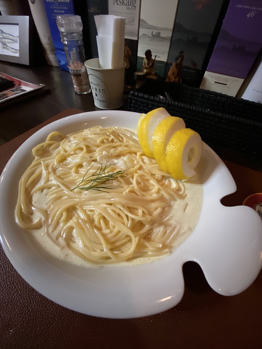 Muu60558808's tweet photo. いつものところでレモンクリームパスタ！！暑い日にピッタリだ！
おいしい！
#ヤマダズバーロフト #鹿児島 #鹿児島中央駅 #bar https://t.co/QSZUnHcYWv