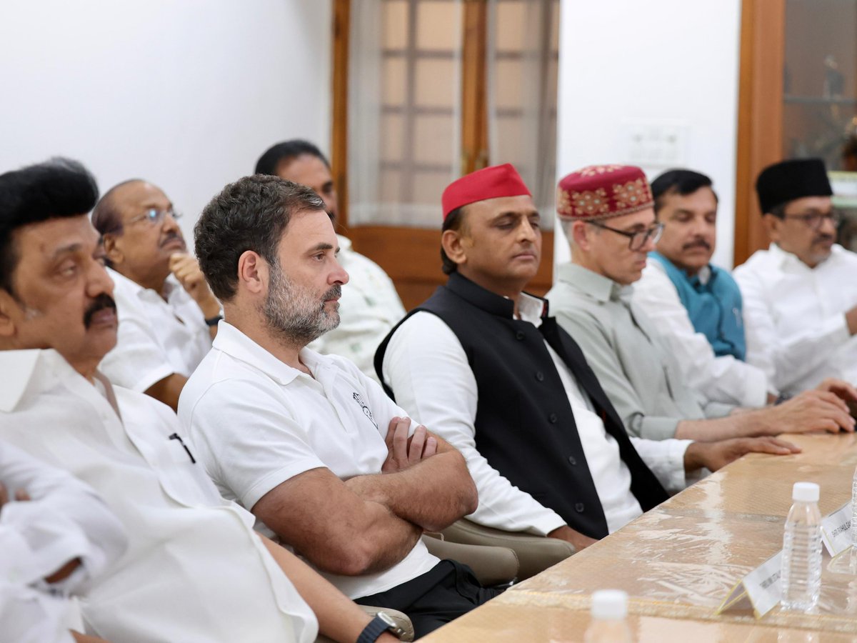 kharge's tweet photo. Sharing my Opening Remarks at the INDIA parties meeting — 

1. I welcome all INDIA Alliance partners. We fought well, fought unitedly, fought resolutely.

2. The mandate is decisively against Mr. Modi, against him and the substance and style of his politics. It is a huge political loss for him personally apart from being a clear moral defeat as well.

3. However, he is determined to subvert the will of the people.

4. The INDIA Alliance welcomes all parties which shares its fundamental commitment to the values enshrined in the Preamble to our Constitution and to its many provisions for economic, social and political justice.

Thank you!