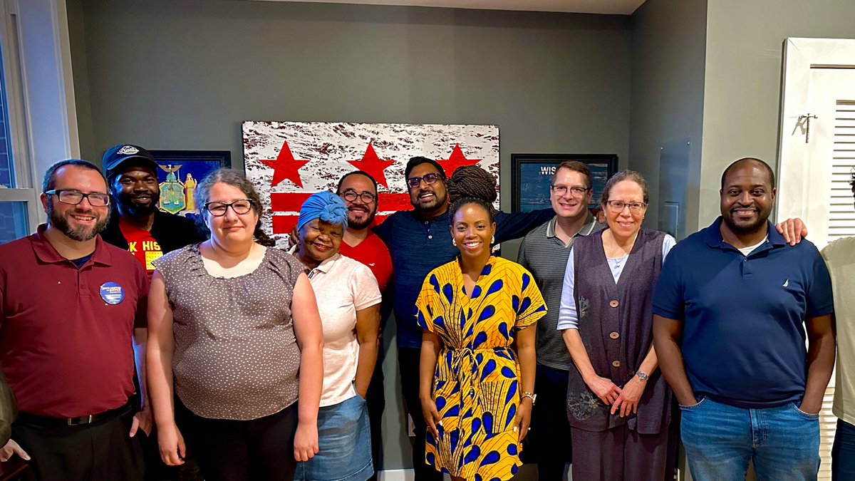 KTravisBallie's tweet photo. Let me say this too. @Eboni_RoseT’s vision for #Ward7 resonated the most for me of all the candidates. I am grateful for every minute I had to campaign for her. #DCision24 #ERT4Ward7 https://t.co/uqp1IL7RMb