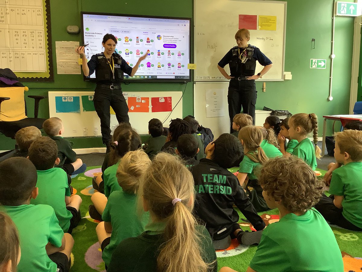 Chess_WPA's tweet photo. Thank to @ThamesVP PCSOs Jasmine and Emma for coming to visit us today. We loved finding out all about your jobs and about how you help people in the community. https://t.co/uHii5IAb1J