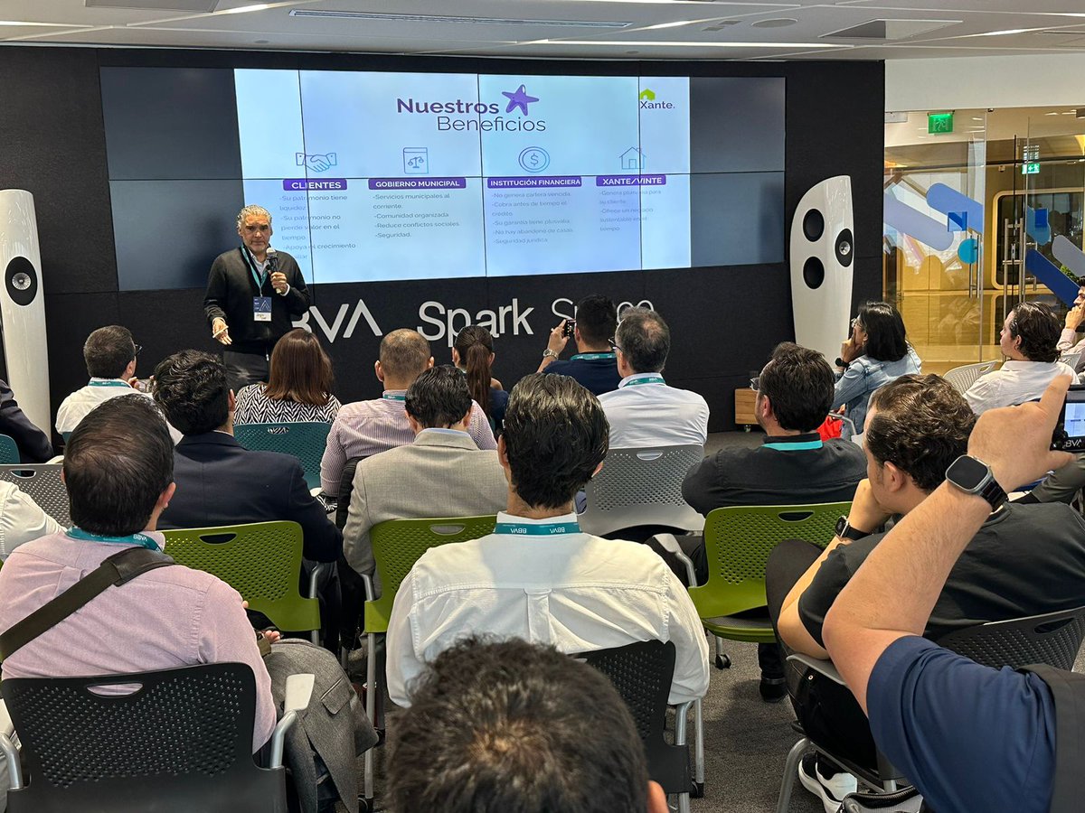 SergioLealVinte's tweet photo. Charlamos con startups, desarrolladores y fondos de varios países en Innovation Day organizado por @ProptechLatam sobre cómo @Vinte_Mx  apoyado por data creó @Xante_Mx  un ibuyer enfocado en vivienda seminueva de nuestros 28 proyectos

#innovation #housing #proptech #bigdata https://t.co/ir0ZRZYANG