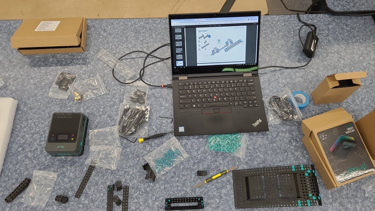 MrMurrayOHS's tweet photo. One of the best parts of my job are all the awesome things we get to experiment with to see how they can be used in the classroom!

Thanks for letting me borrow a kit @brian_ewbank ! 

#pitop #pitop4 #robotics #programming #cte https://t.co/veECjFsr29