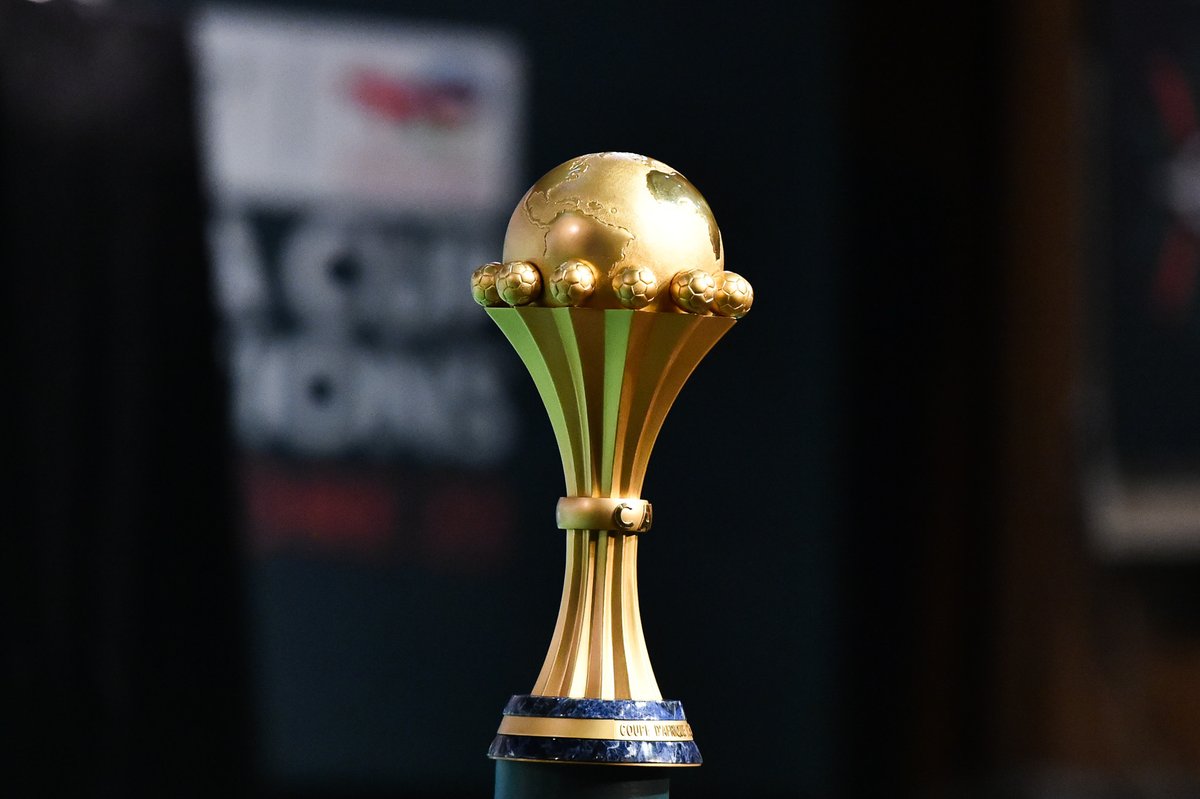 ActuFoot_'s tweet photo. 🚨 La CAN 2025 est reportée en janvier 2026 !

En cause, le calendrier FIFA surchargé à la fin de la saison 2024/25 puisqu'en juin et juillet 2025 se tiendra la nouvelle formule de la Coupe du monde des clubs.

🗞️ @lequipe https://t.co/R4ihho8Ruk