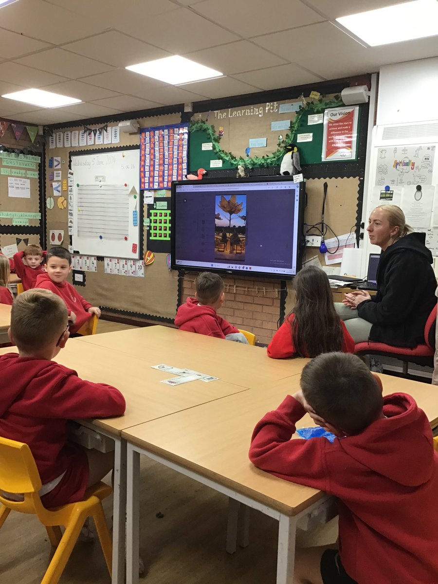 Class1Aspull's tweet photo. Today we have been learning all about our protected characteristics, in year 1 we have focussed on ‘religion and beliefs’ discussing our families and how they are different #acpsbritishvalues #acpsprotectedcharacterstics https://t.co/nD0A2eF4BG