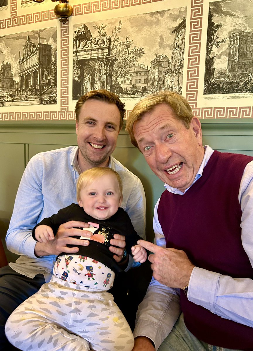 tommoracing's tweet photo. Wishing my eldest son, Alex, a very happy 42nd birthday today 🥳 A fantastic family man, a successful businessman in St Andrews 🏴󠁧󠁢󠁳󠁣󠁴󠁿 and the nicest person you could ever meet. I could not be prouder of him 🎂💙 https://t.co/0aklgUdojF