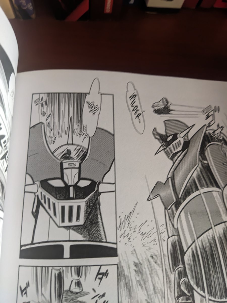 mivima86's tweet photo. @PeculiarAsia @NormaEdManga Básicamente que han dejado de utilizar los términos que se empleaban en los tomos 1 y 2, que han cortado un capítulo en 2 partes , a Diana A la llaman Afrodita y Diana con sólo 4 páginas de diferencia y que tiene algunas cagadas de traducción fuertes. Te paso imágenes https://t.co/SeADuo8dCF