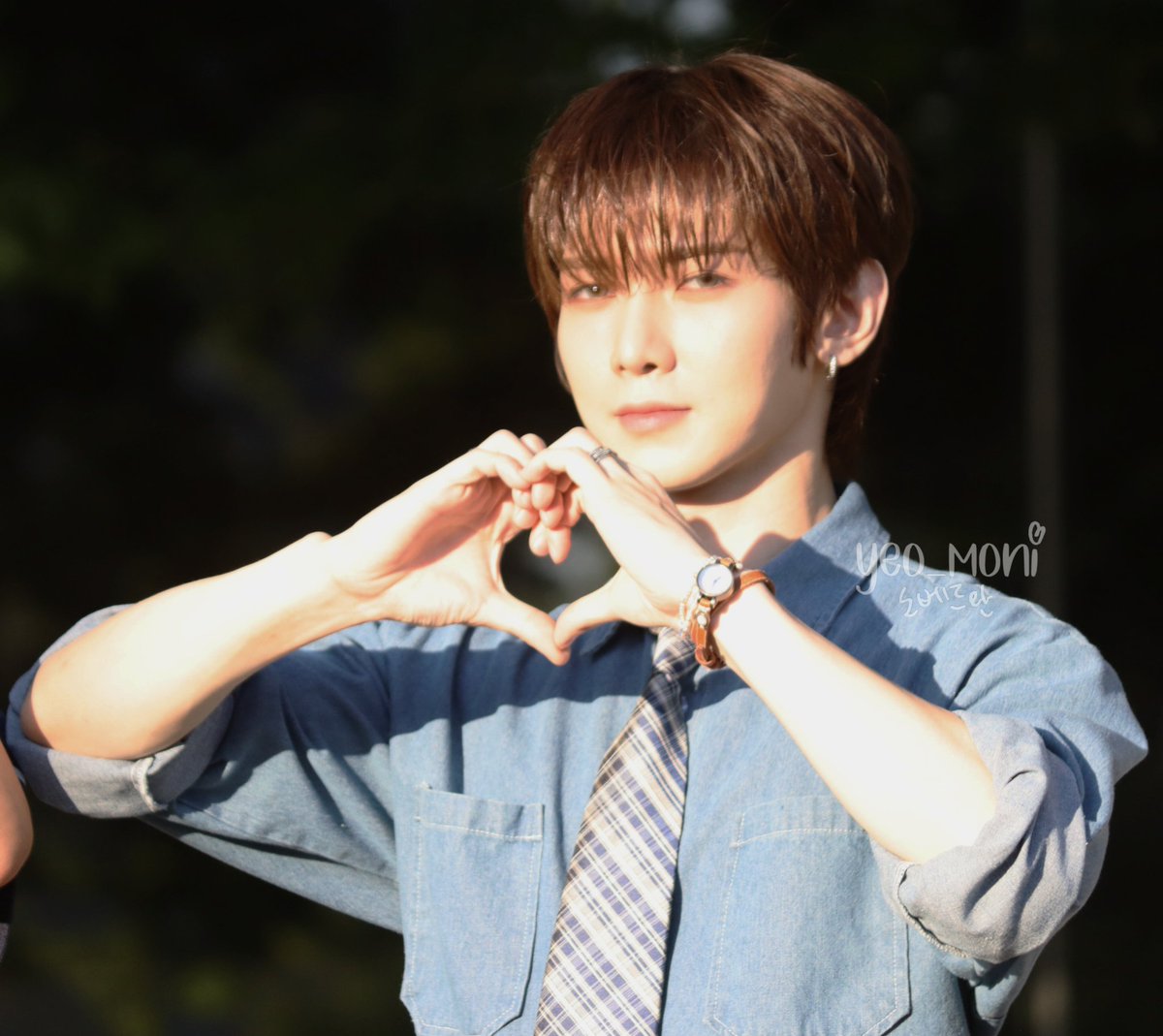 yeo_moni's tweet photo. 240604 
More Yeosang in the sun ✨️
#YEOSANG #여상 #에이티즈 #ATEEZ https://t.co/eAhdRPaMtn
