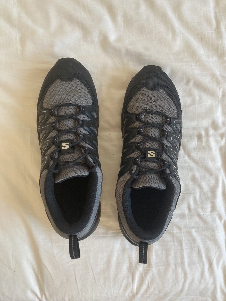 anibalramos_'s tweet photo. se venden Salomon X Braze para senderismo y trail running, está prácticamente nueva, talla 43 1/3, 55€
📥 https://t.co/pABEdn8e7v