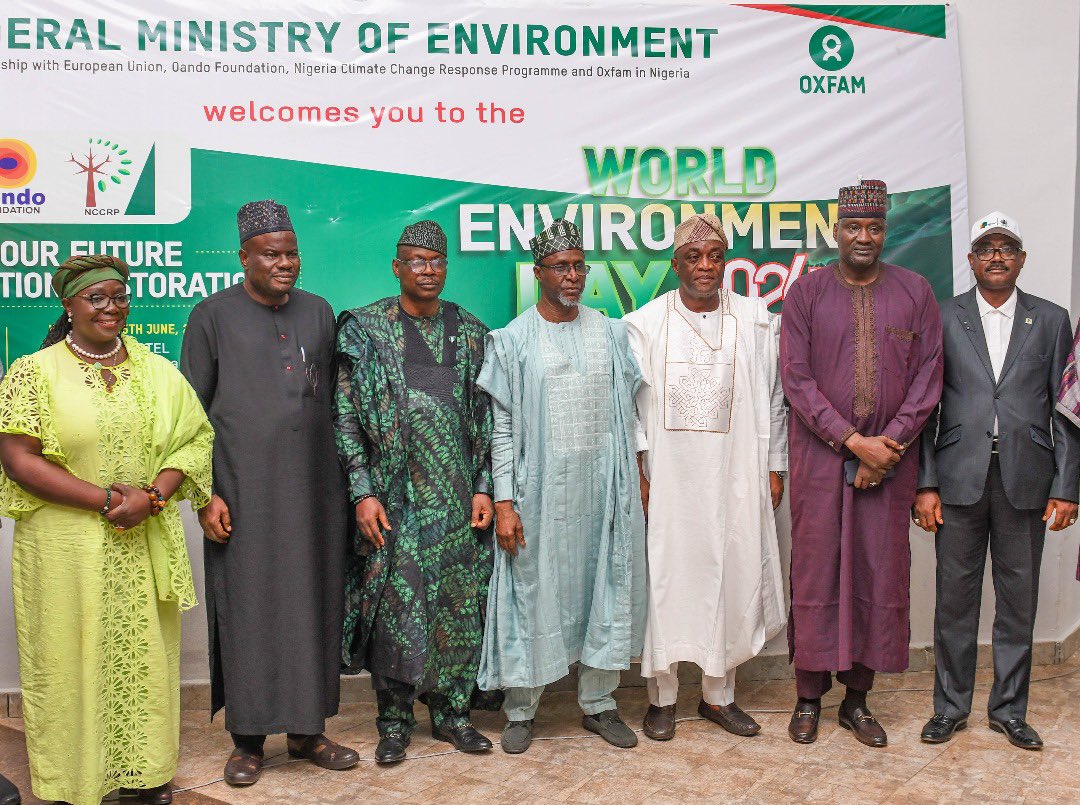 Minister of <a href="/FMEnvng/">Environment Ministry</a> <a href="/BalarabeAbbas_/">Balarabe Abbas Lawal</a> Lawal calls for unified efforts to combat desertification and enhance drought resilience. "Together, we can build a sustainable and resilient future for Nigeria and the world." Let's tackle pollution and promote sustainable practices.