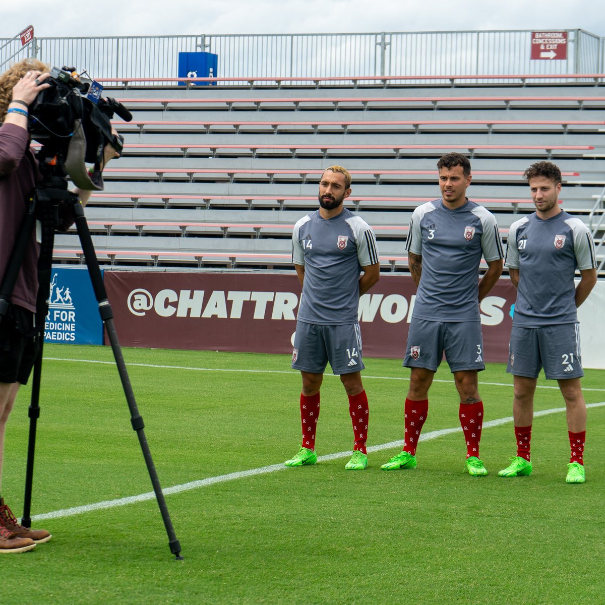 ChattRedWolves's tweet photo. We're excited to partner with CHI Memorial Foundation to raise awareness for lung cancer at tonight's White Out match❕

Get your tickets now 👉 https://t.co/GGjDnKuMwC

#DaleLobos ⚪️🐺 #DefendTheDen https://t.co/NBhOV43Q2f