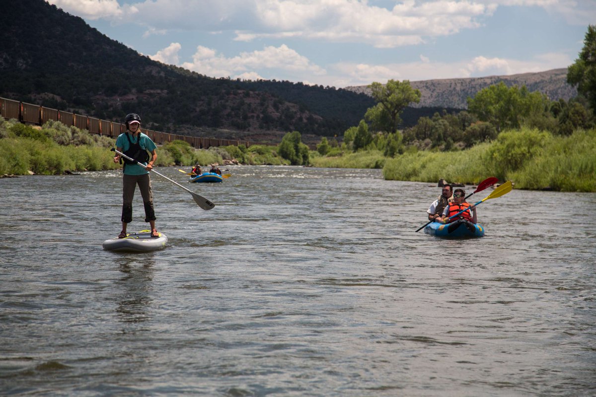 BLM_CO's tweet photo. As you cast off on river or lake adventures this summer, please remember to thoroughly clean, drain and dry all equipment to #preventthespread of aquatic nuisance species that hitchhike on recreation equipment. 

#conservation #YourPublicLands #RecreateResponsibly

📸 Bob Wick https://t.co/qZ9jlatEPF