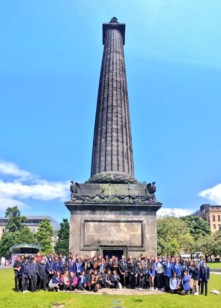 stahsmaths's tweet photo. Great time in town for the S6 Induction day. 

#Auggie³ https://t.co/J922MwfHjA