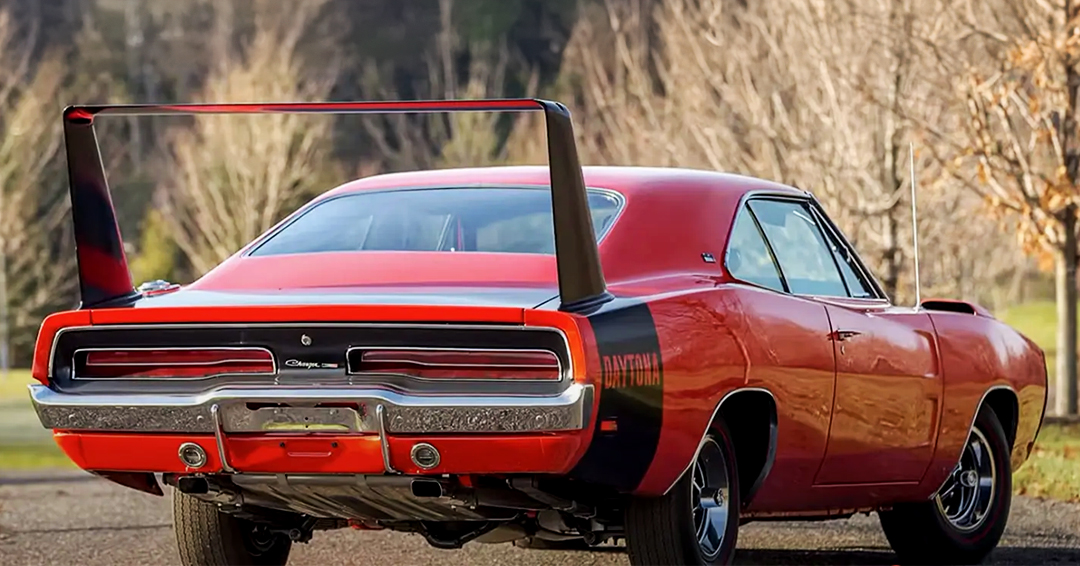TeamJCWhitney's tweet photo. Interested in the hidden histories of classics like the Ford Mustang and Plymouth 'Cuda? Our friend @MagnaLumeFilms talks classic American muscle cars, revealing secrets from the golden years.
https://t.co/N3dFMPaY2X
#musclecar #classiccar #hemi #charger #jcwhitney https://t.co/znIefQZyof