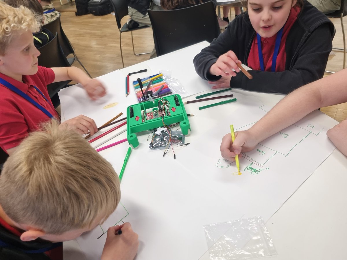 Newchurch Community Primary School (@newchurchcp) on Twitter photo It may be the half term holidays but that does not stop our robins learning. Some of our Y5 scientists have been working with <a href="/KidsInventStuff/">Kids Invent Stuff</a> and Warrington Youth Zone to become the STEM champions of the future. It was a great day with plenty more to come. It may be the half term holidays but that does not stop our robins learning. Some of our Y5 scientists have been working with <a href="/KidsInventStuff/">Kids Invent Stuff</a> and Warrington Youth Zone to become the STEM champions of the future. It was a great day with plenty more to come.