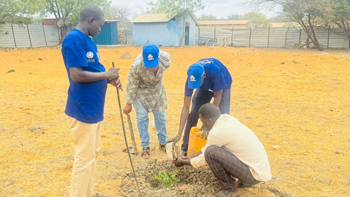 unwomenssudan's tweet photo. I am Rukaya Mohammed, Deputy Country Representative, UN Women South Sudan

I pledge to join the movement to restore our planet!

Our Land Our Future.

We are #GenerationRestoration.

#WorldEnvironmentDay https://t.co/0b3aPP69Qm