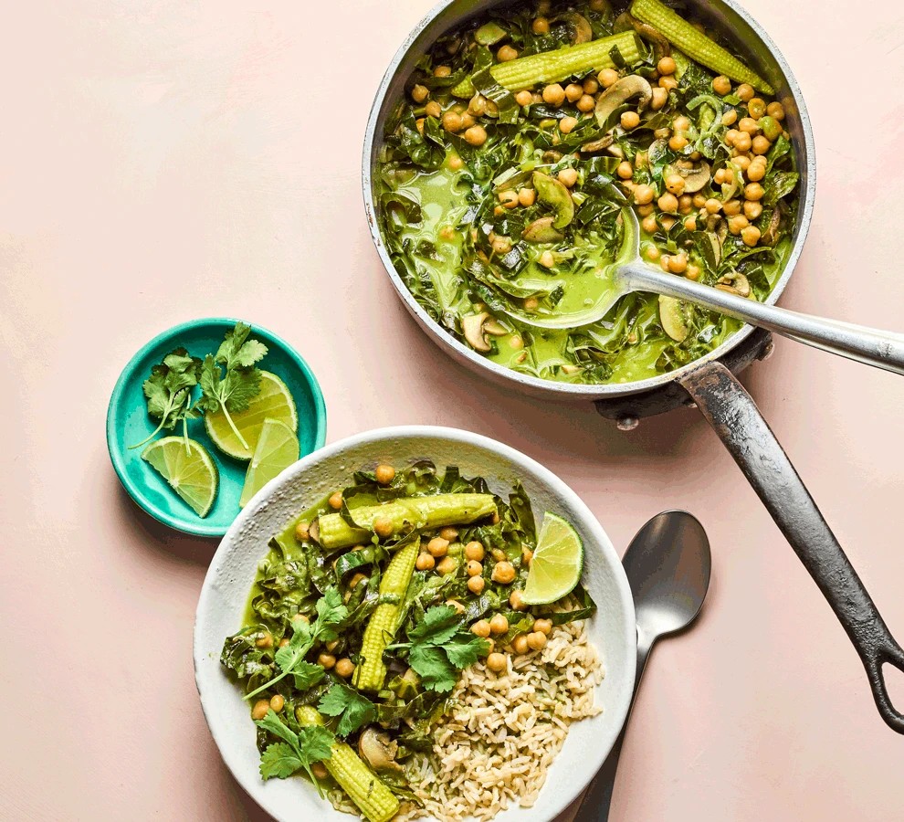 olivemagazine's tweet photo. Pack in 12 gut-loving #plantpoints with our spring greens #curry
https://t.co/RXYJ40gnqh https://t.co/dLs22OI8wC