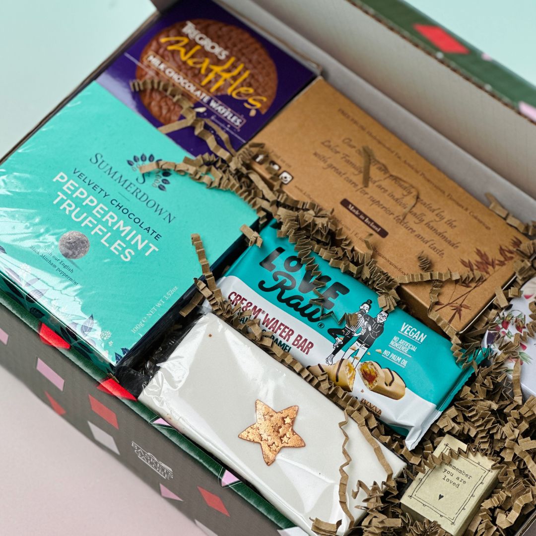 BasketsGalore's tweet photo. Today's Gift Basket Of The Day is "Happy Memories Sympathy Gift"

https://t.co/ytrp6w17ur

Follow &amp; RT to enter #prize draw to #win a Gift Basket. More info via our blog.

#dailydispatch #gifts #competition #giftbasketsrule #sympathygifts https://t.co/dmN5N6DAcC