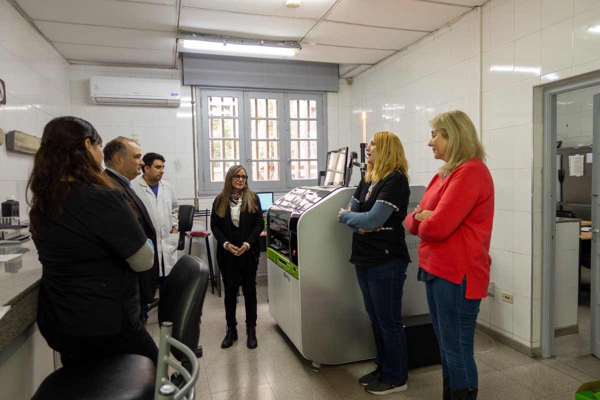 BarbasGabriela's tweet photo. La articulación entre quienes hacemos ciencia desde la pasión y el compromiso es clave para continuar generando proyectos concretos que amplíen el acceso al diagnóstico y a la atención en salud. https://t.co/qioosP36ov