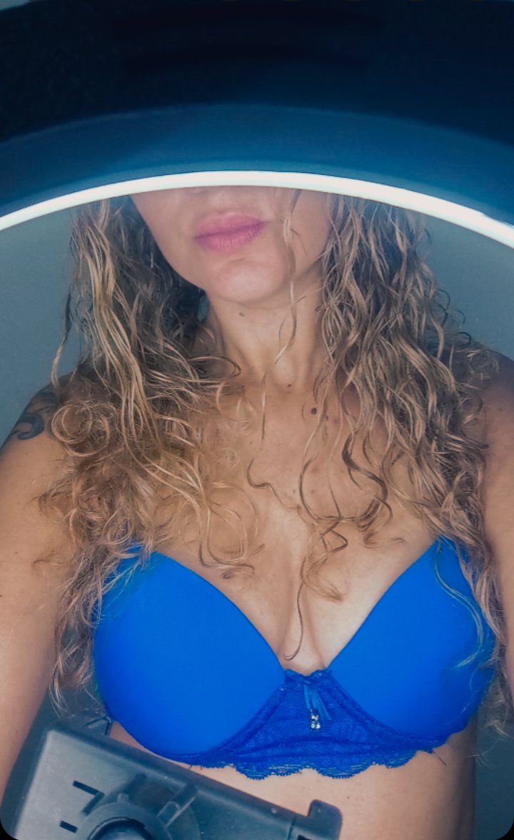 fanyliones's tweet photo. https://t.co/cotQgPxJrp 🔥🥵

Just tell you to rip my clothes off daddy👿🔥
#hot #onlyfan #onlyfansbabe #onlyfansFree #Only18 #onlyfansmodel #onlyfansgirl #onlyfans_girl #of #MiamiFL #miami https://t.co/kc3NadASTs