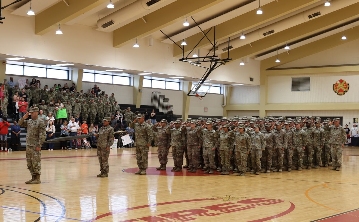 USArmyFortSill's tweet photo. Welcome home 31st Air Defense Artillery Brigade! π
π·: https://t.co/ddm0ntUn75
#TeamSill #FiresStrong #FirstToFire https://t.co/WeC0fFEZq8