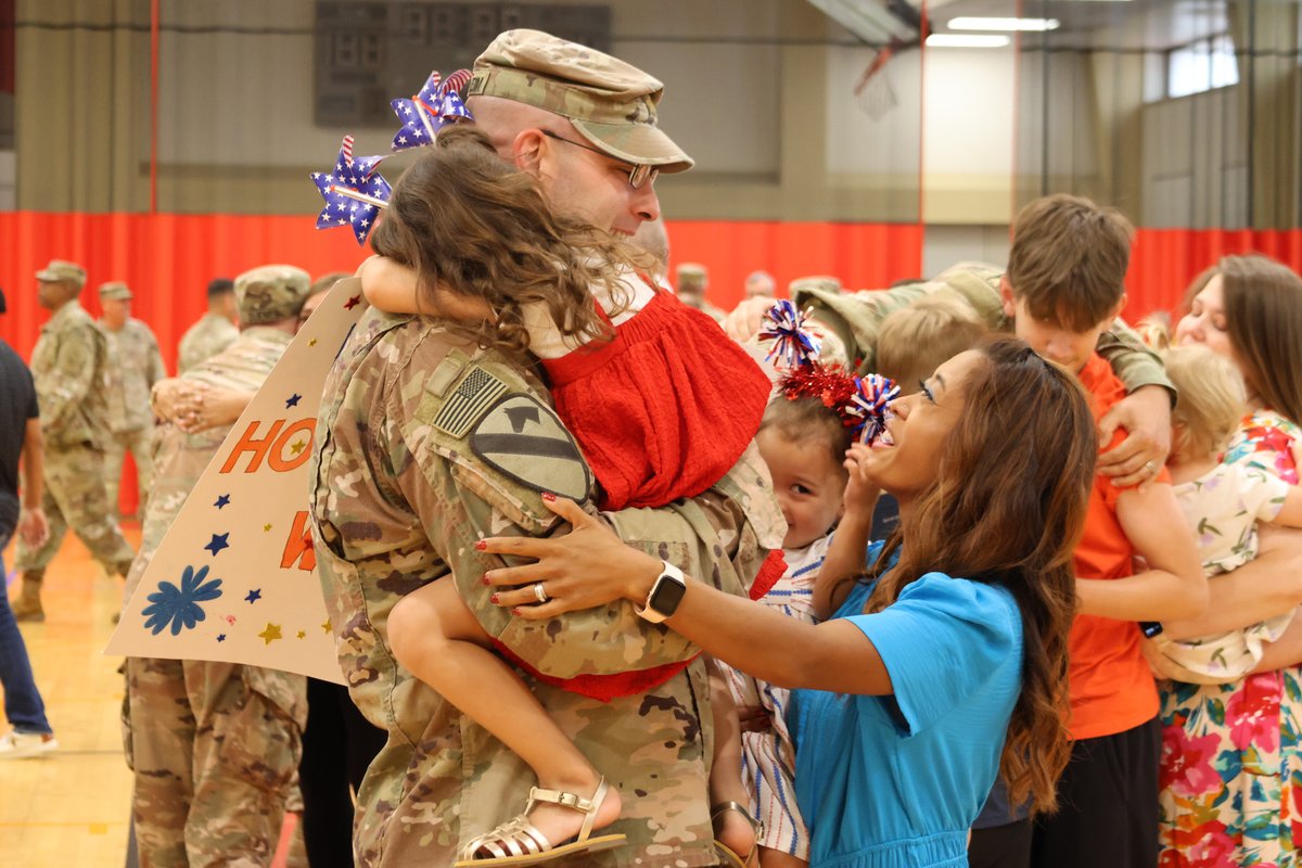 USArmyFortSill's tweet photo. Welcome home 31st Air Defense Artillery Brigade! π
π·: https://t.co/ddm0ntUn75
#TeamSill #FiresStrong #FirstToFire https://t.co/WeC0fFEZq8