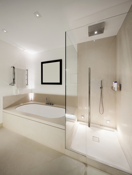 PostGlass_'s tweet photo. Upgrade your bathroom with sleek and modern shower doors. Say goodbye to messy shower curtains and hello to a clean and stylish look. #showerdoors #bathroomrenovation #modernupgrade https://t.co/wUACgMiiCj