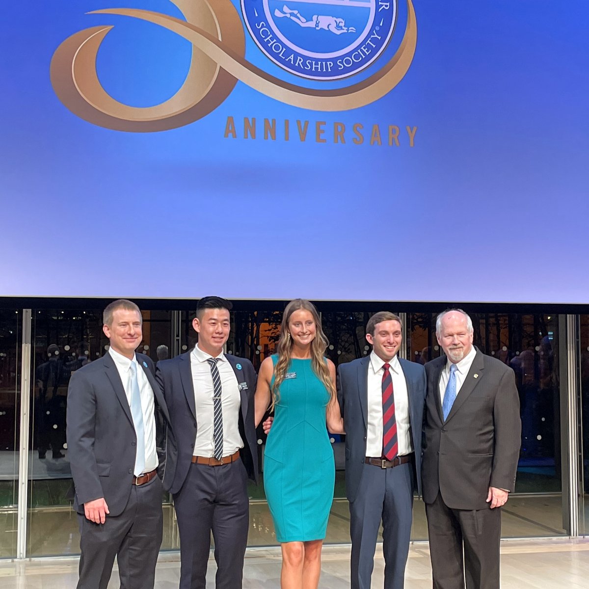 DANGlobalSafety's tweet photo. Congratulations to the Our World-Underwater Scholarship Society for 50 years of creating opportunities for young people in diving! 👏

This weekend DAN representatives attended the society’s annual meeting in NYC and welcomed 2024 #DANInterns Daniel Kim and Darby Lambert. https://t.co/exSOKW9xxC