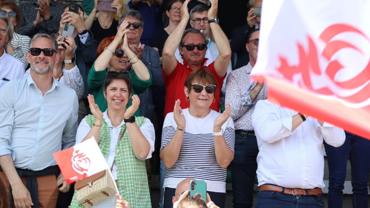 Union_Centriste's tweet photo. 👉Les élus @Union_Centriste étaient à vos côtés pour accueillir la flamme olympique en #Vendée et en #Loire-Atlantique, sa 3e étape dans notre région @paysdelaloire 🔥
Un grand bravo à tous les #relayeurs qui ont porté haut les valeurs du sport dans notre chaudron ligérien👏 https://t.co/E8GIYP21Qf