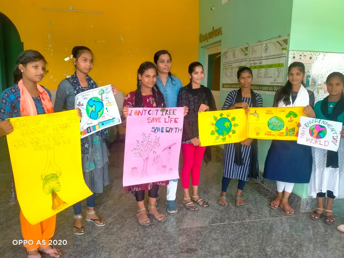 nandamonalipsa's tweet photo. Together, we can build a greener, cleaner future. Act now for our planet. 🌿 #WorldEnvironmentDay #EcoFriendly"#postercompetition#MassRally#Treeplantation🏝️#MendrajpurSCHWC https://t.co/te6KIvlAXz