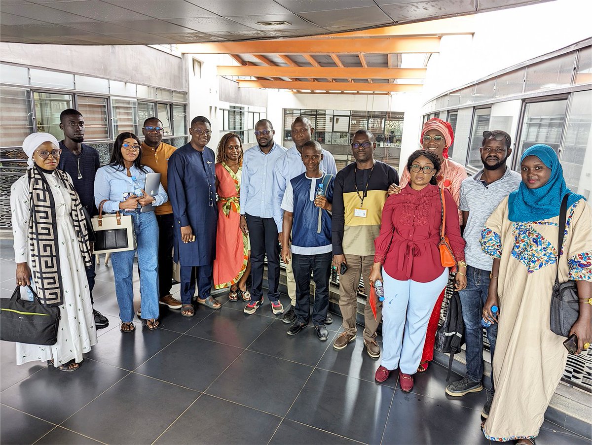 orangestartupst's tweet photo. OSS a été ravi de recevoir dans ses locaux au Siège de la Sonatel, une délégation des incubateurs partenaires du projet #PAPSENEGAL.
Une occasion pour nos hôtes d'en apprendre un peu plus sur notre modèle d’accompagnement à travers nos deux programmes : #OrangeFab #StartupLab. https://t.co/i8Qf2Tha6L