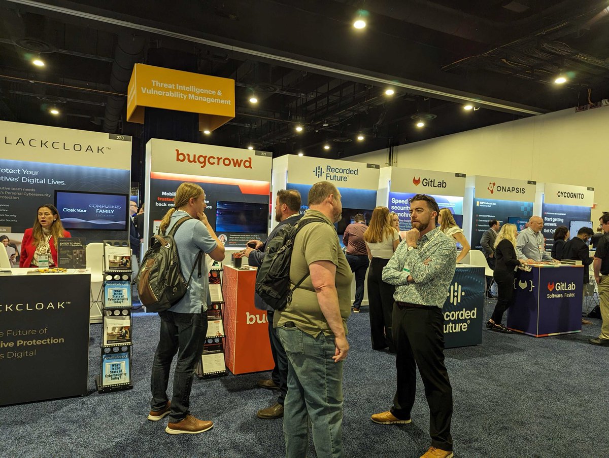 Bugcrowd's tweet image. Conversations are happening! 💬

Stop by Booth 221 on the final day of the Gartner Summit to see these smiling faces. 🤪

#Bugcrowd #IngenuityUnleashed #Gartner