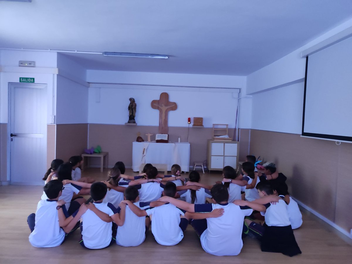 fecsjvp's tweet photo. La clase de 5* EPO ha sido la ganadora del concurso de fotografía realizado por Escuelas Católicas que estaba destinado a todos los centros católicos de la provincia. 📸🥇 
¡Muchas gracias! 
@colegiosfec #denada @ecatolicas https://t.co/dBxONfl1zN