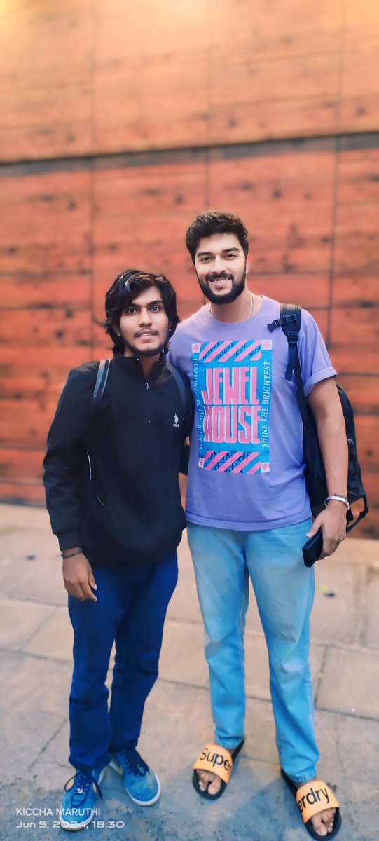 RSSFC_OFFICIAL's tweet photo. Exclusive Snap🤩🔥
Follow Us:- @RSSFC_OFFICIAL
#Jimmy #SanchithSanjeev
#KichchaJr @sanchithsanjeev https://t.co/gg47MSh67U