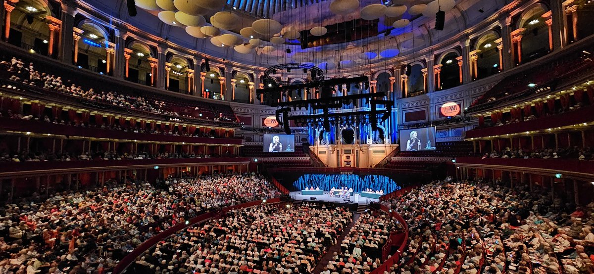 Women's Institute tweet media