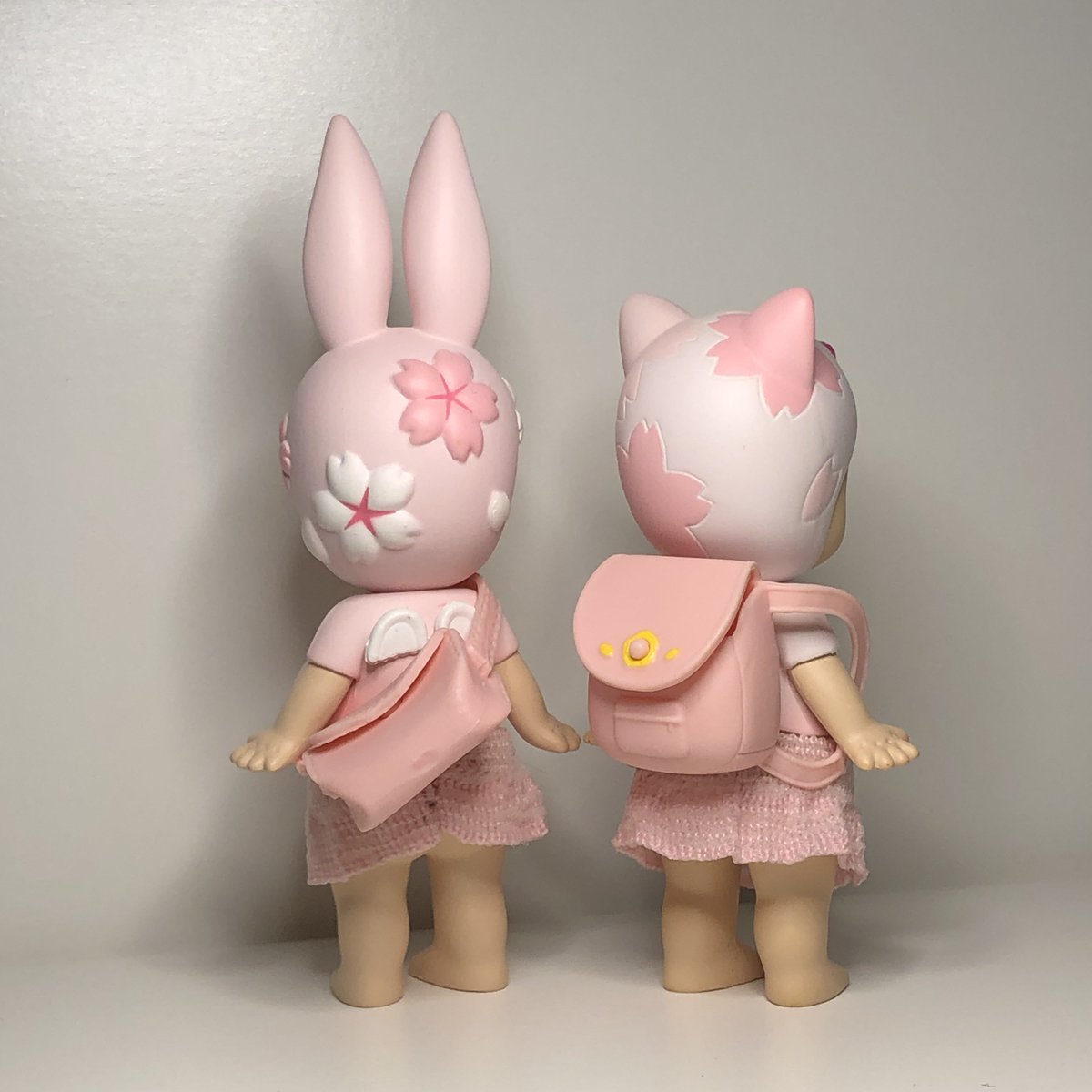 𝑏𝑒𝑦 tweet media