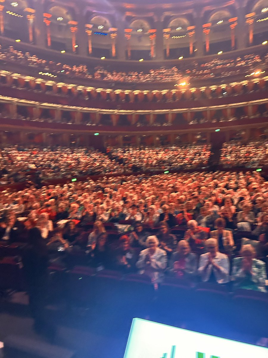 Victoria Derbyshire tweet media