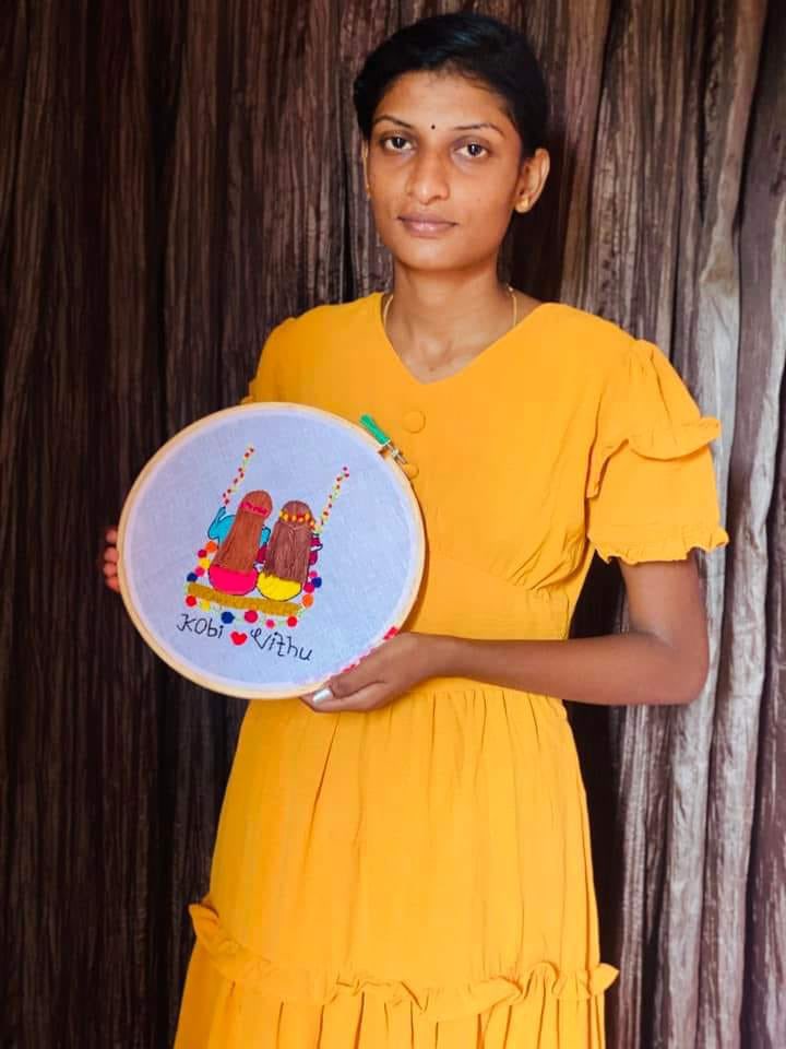 Aariworx0's tweet photo. Embracing creativity and heritage in our Aariwork hand embroidery class. 🪡✨ #Craftsmanship #aariworx #fashion #mua #makupclass #photography #beautiful #instagood #srilankadaily #srilanka #srilankan
#jaffna #vavuniya #tamil #aariworkclasses #nochchimoddai https://t.co/aCmUkPD8y6