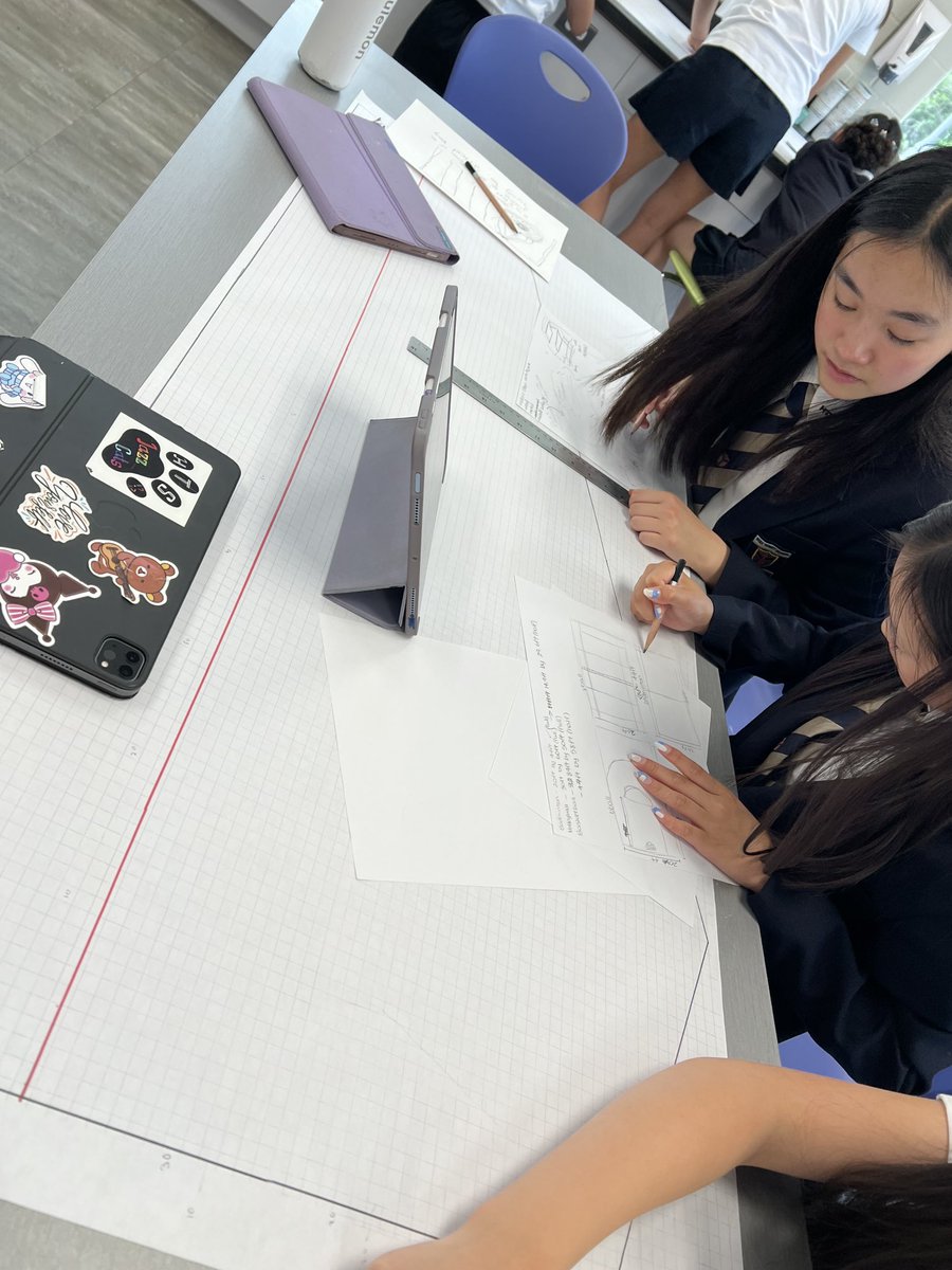HTSCACalderone's tweet photo. When you want to design a middle school playground, engage enthusiastic middle school designers to create it. Another fabulous interdisciplinary project for our students.⁦@HTSRichmondHill⁩ ⁦@trayc4teach⁩ ⁦@LisaWest23⁩ https://t.co/wzyjXntAlx