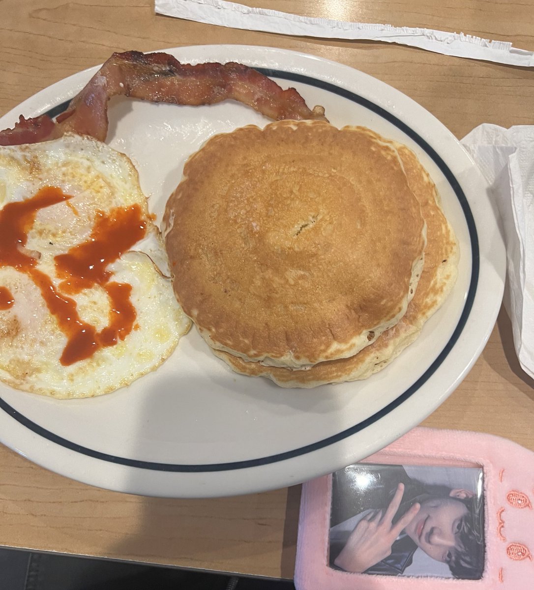 lullabybin's tweet image. also #Devoured