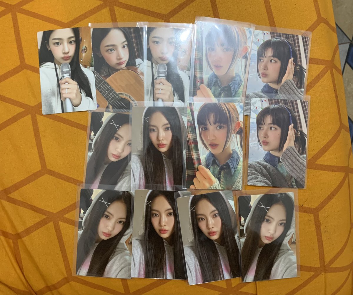 ihaechyoo's tweet photo. wts lfb ph #haennisells

newjeans bunnies camp photocards   onhand 

- ₱140 each set / (₱70 minji mic)
- flash exp
- dop nego
- will prio payo

rfs: unclaimed pcs 

t. nj hanni minji dani haerin hyein https://t.co/O8xcYN5ie1