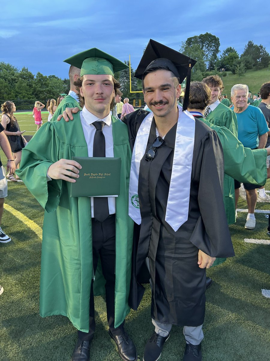 MrFranj_SFHS's tweet photo. The graduating class of 2024 was such a special group. There’s no way I could fit everything I want to say in this post.

It was such an honor and a privilege celebrating with you all last night. I wish you all nothing but the best! Once a lion, always a lion 🦁💚 #SFLionPride https://t.co/8i5AoXZNb1