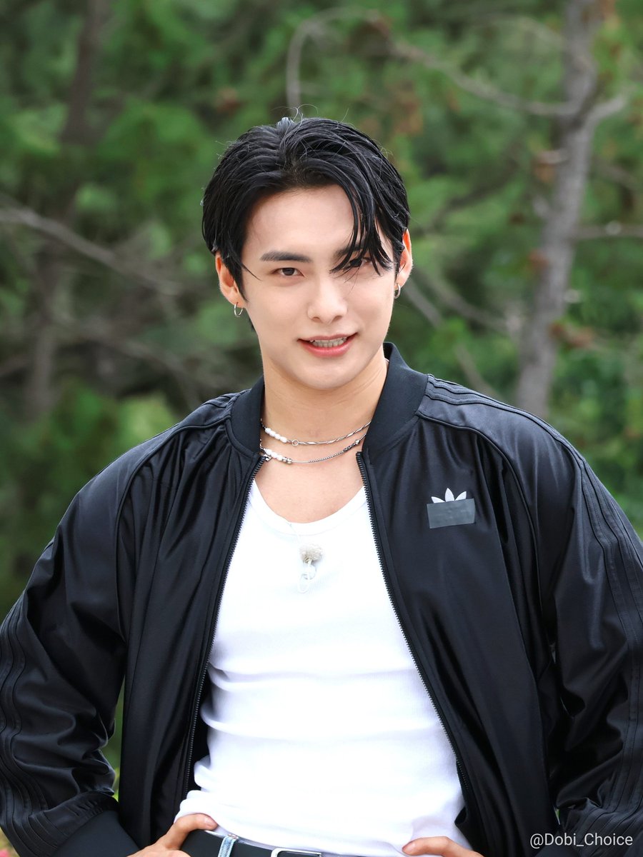 Dobi_Choice's tweet photo. 240602 😎
#에이스 #ACE #박준희 #PARKJUNHEE https://t.co/lId7Kqm16o