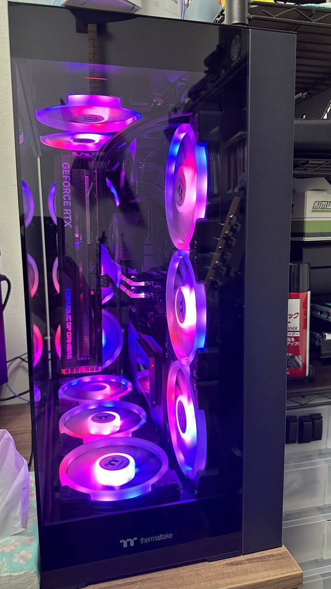 edamamePC's tweet photo. この子は。。。美しい。。。
#thermaltake
#CTE
#E600 https://t.co/m4Ht2PIzdc