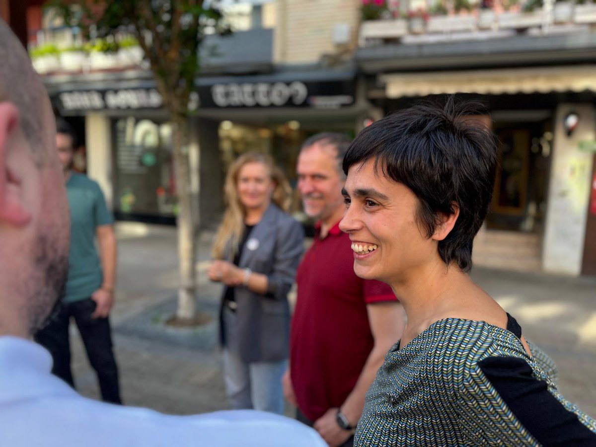 ehbilduarrasate's tweet photo. 🌱Debagoienerako proiektu estrategikoa aurkeztuko dugu ekainaren 12an 18:00etan Bergarako Seminarixoan.

3 ardatzetako proiektua: 
🫂Ongizatea
🌻Trantsizio ekosoziala 
🧑‍💼Sozioekonomia

Gonbidapena luzatzen diegu eragile eta norbanako guztiei. 

🔗 https://t.co/ihW6ymJ8uw https://t.co/fbD492HCdJ