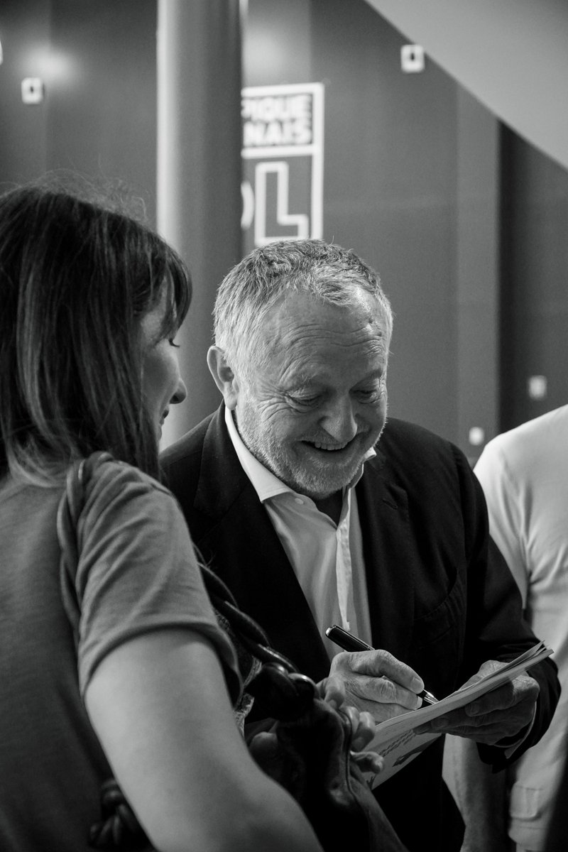 OL Fondation (@olfondation) on Twitter photo 🎂 Il y a une semaine, <a href="/MCMA_Officiel/">Ma Chance Moi Aussi</a> fêtait son anniversaire !
L'association Ma Chance Ma Aussi a réuni ses partenaires, éducateurs et les familles au Groupama Stadium pour célébrer les 5 ans de leur installation à Décines.
#OL #OLFondation 🎂 Il y a une semaine, <a href="/MCMA_Officiel/">Ma Chance Moi Aussi</a> fêtait son anniversaire !
L'association Ma Chance Ma Aussi a réuni ses partenaires, éducateurs et les familles au Groupama Stadium pour célébrer les 5 ans de leur installation à Décines.
#OL #OLFondation