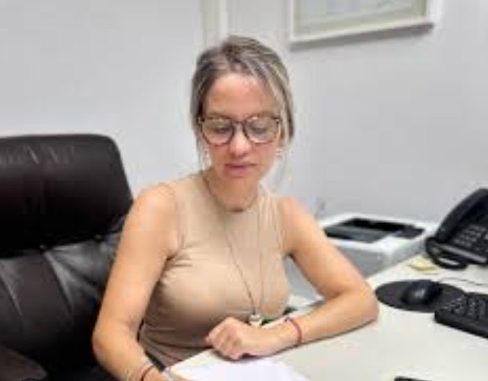 peladodelatv's tweet photo. 🚨 URGENTE: La rata traidora de Carolina Piparo digo que los de la Libertad Avanza son un enjambre de violentos, ignorantes e intolerantes” ¿Estas de acuerdo con ella? Déjale tu mensaje de repudio 👇🏻Que todos sepan quien es. 😡 🔥 https://t.co/qUCLgyDyI3