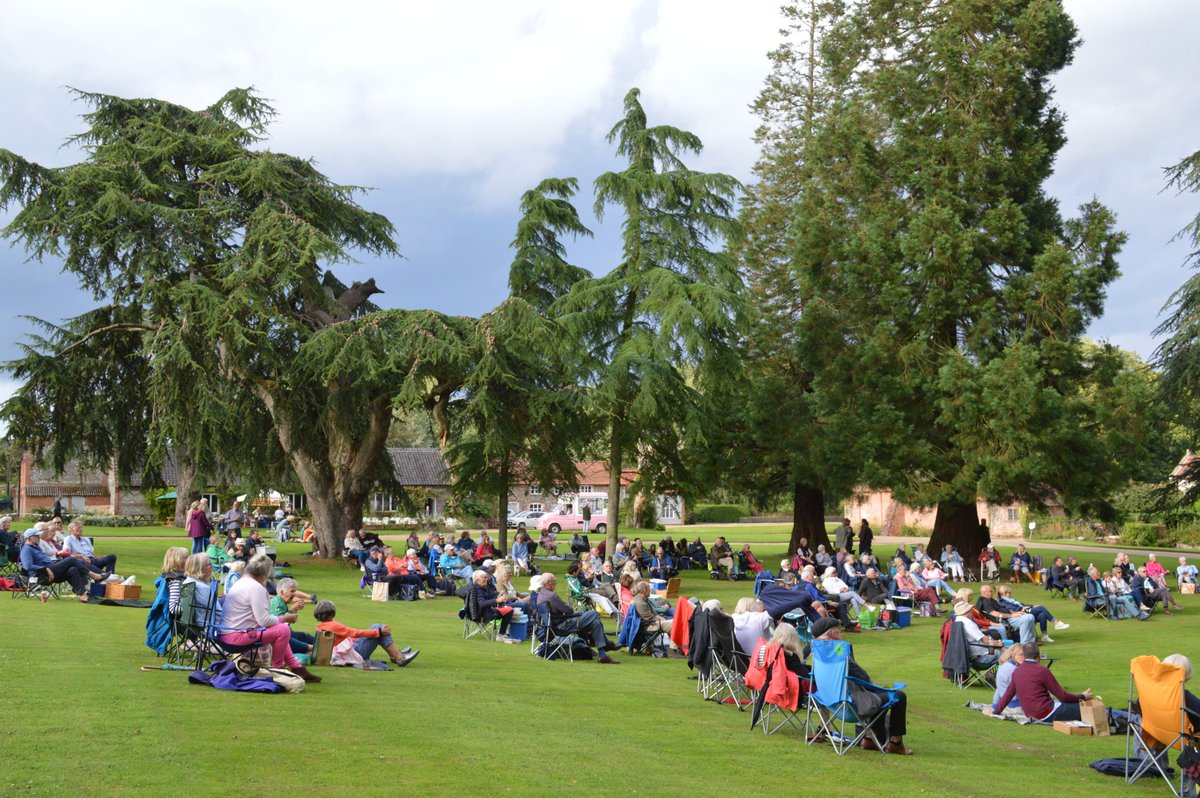 Sheringham Little Theatre tweet media